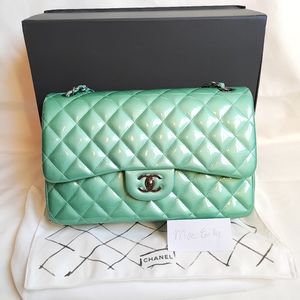 SOLD on FB Chanel Classic Quilted †Jumbo Double Flap